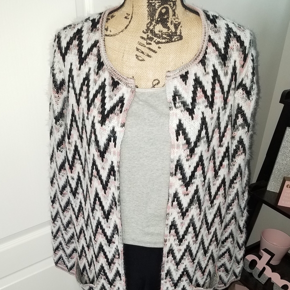 Open Front Sweater - Picture 2 of 4